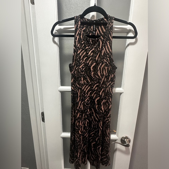 Athleta Santorini Dress - Picture 3 of 8